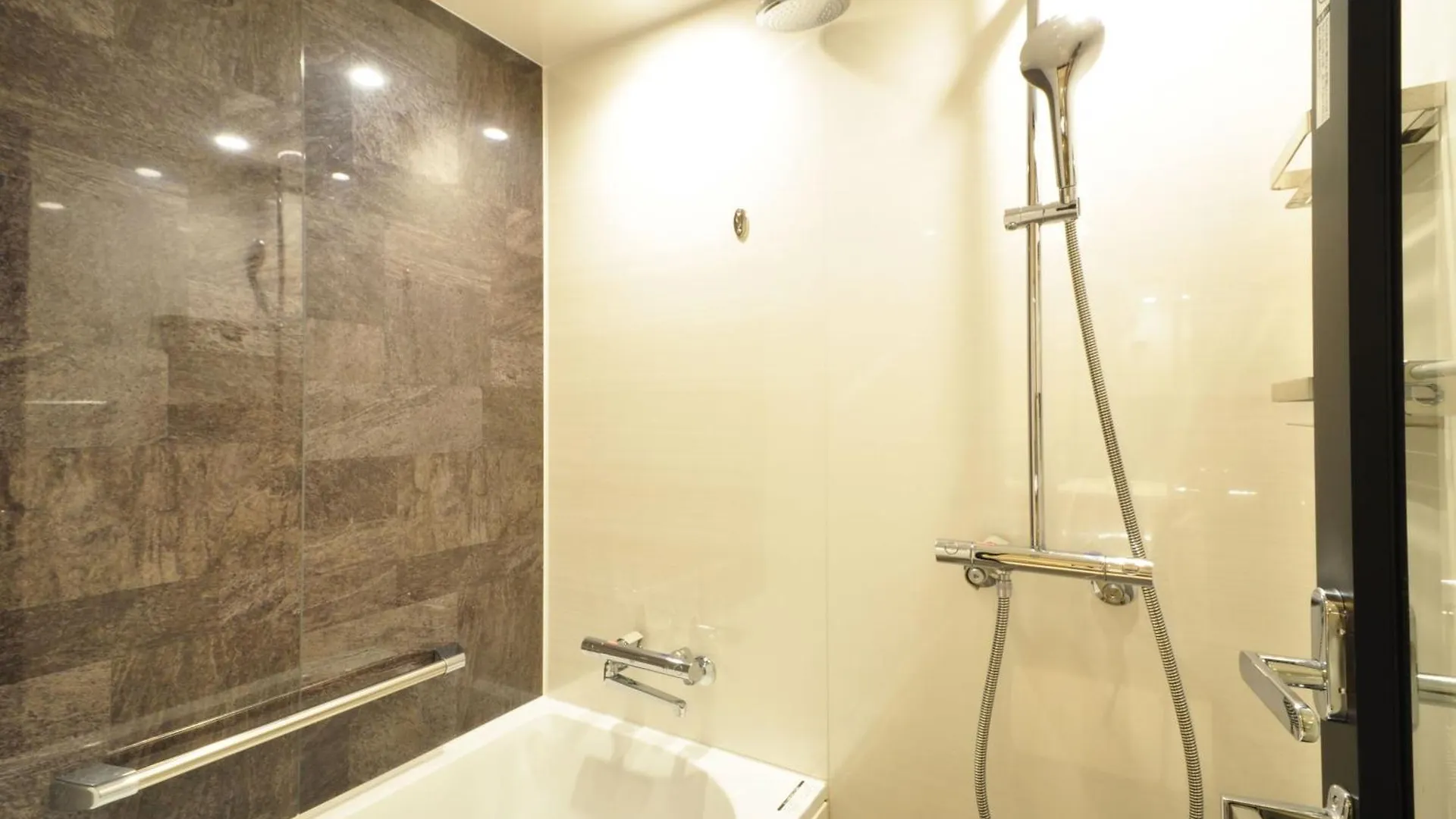 Hotel Jal City Sapporo Nakajima Park 3*,  Japonsko